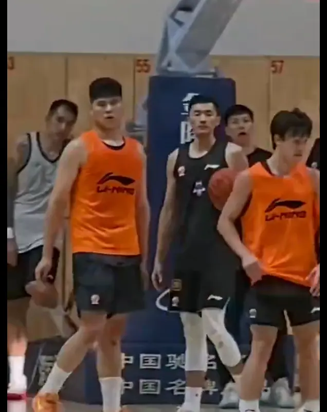 只要你肯练 只要你肯练