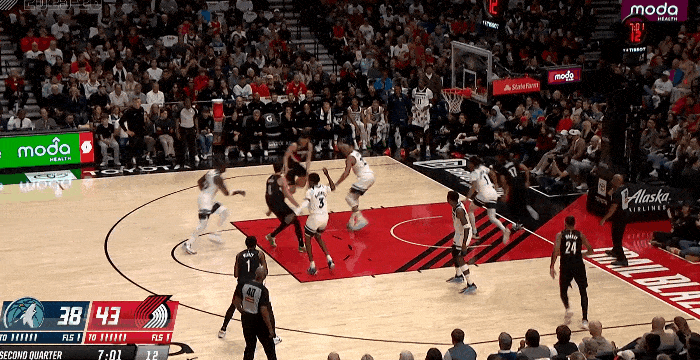 击篮筐得分, 森没有登场 击篮筐得分, 森没有登场