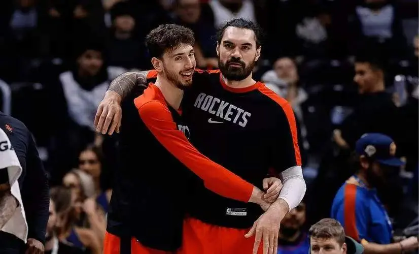 火箭则是更 火箭则是更